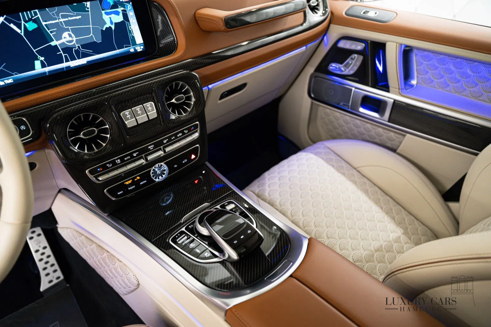 2022 BRABUS G 800 interior, Beige, Full leather