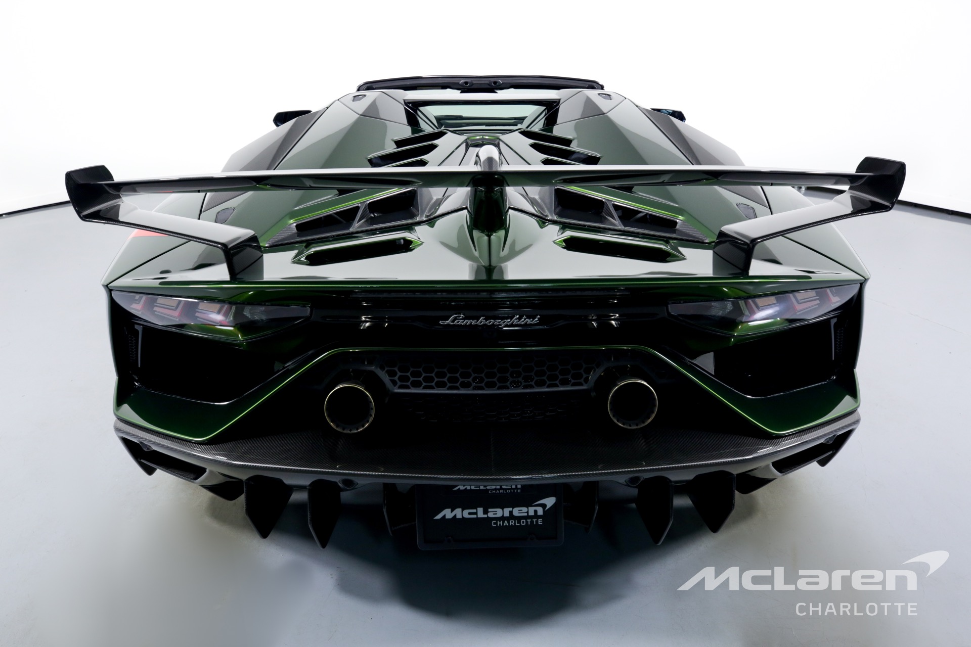 2021 LAMBORGHINI AVENTADOR SVJ, 8/20