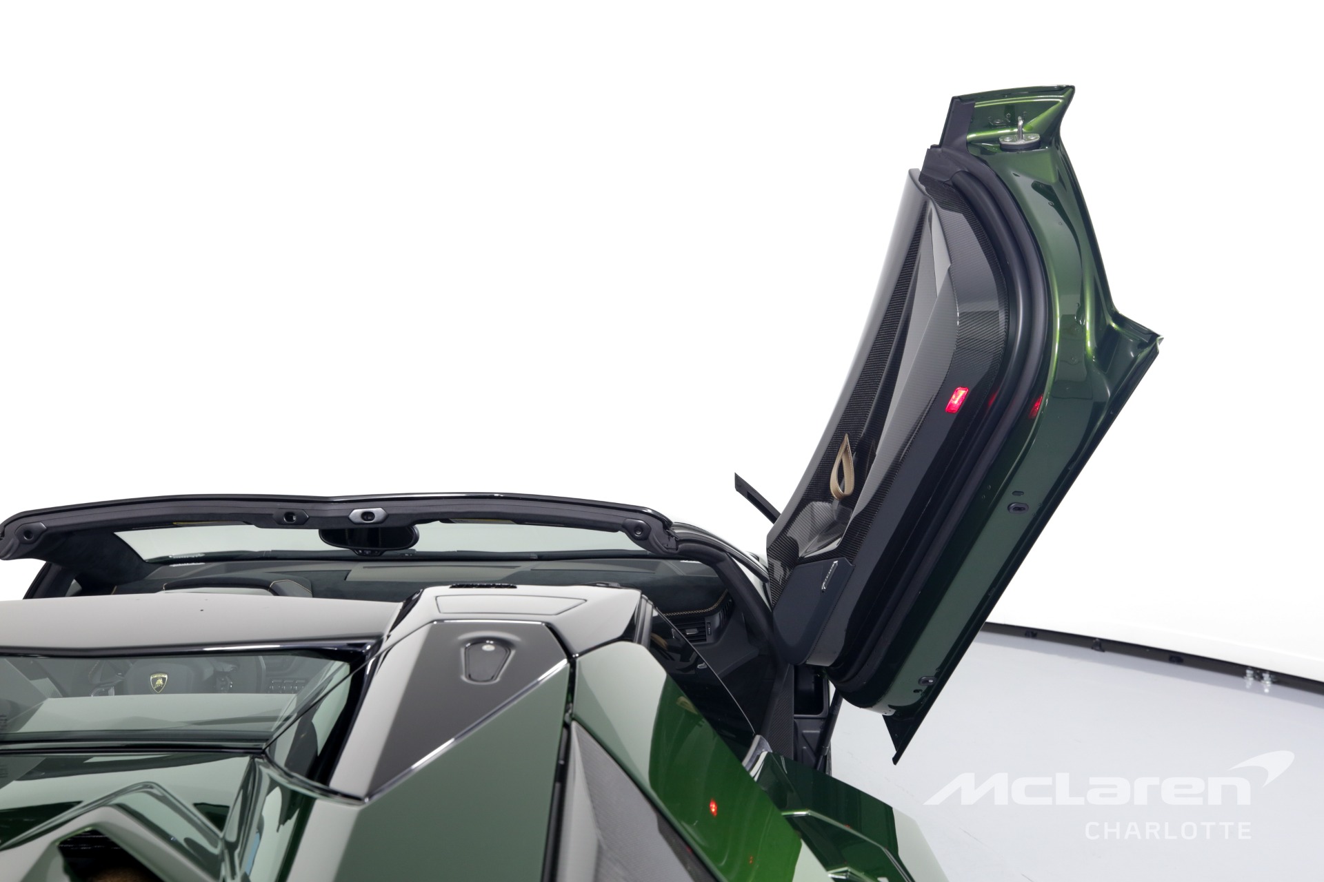 2021 LAMBORGHINI AVENTADOR SVJ, 17/20