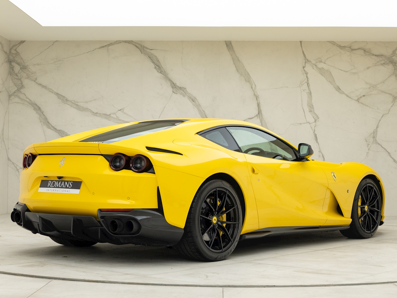 2019 Ferrari 812 Superfast, 6/20