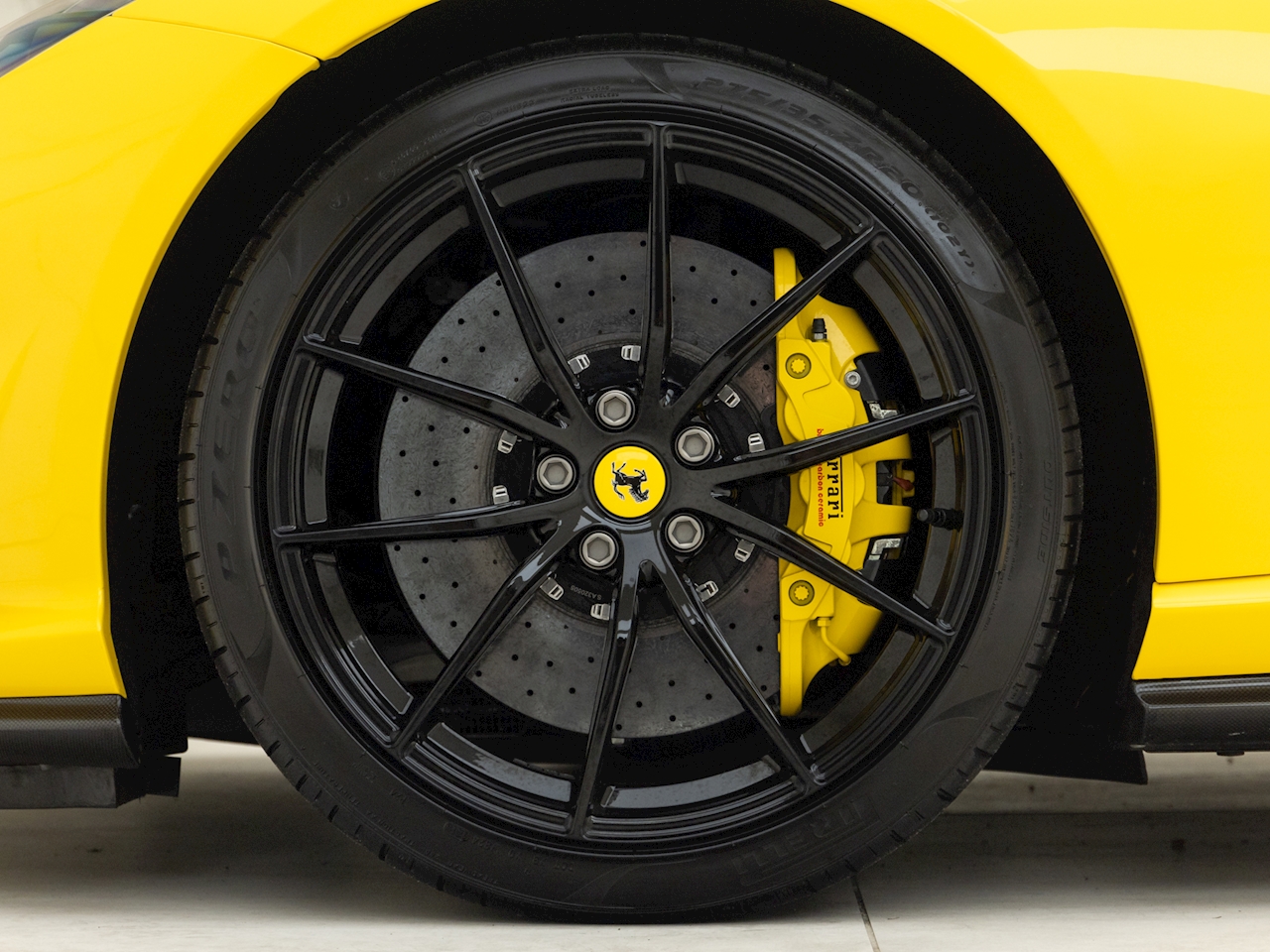 2019 Ferrari 812 Superfast, 7/20