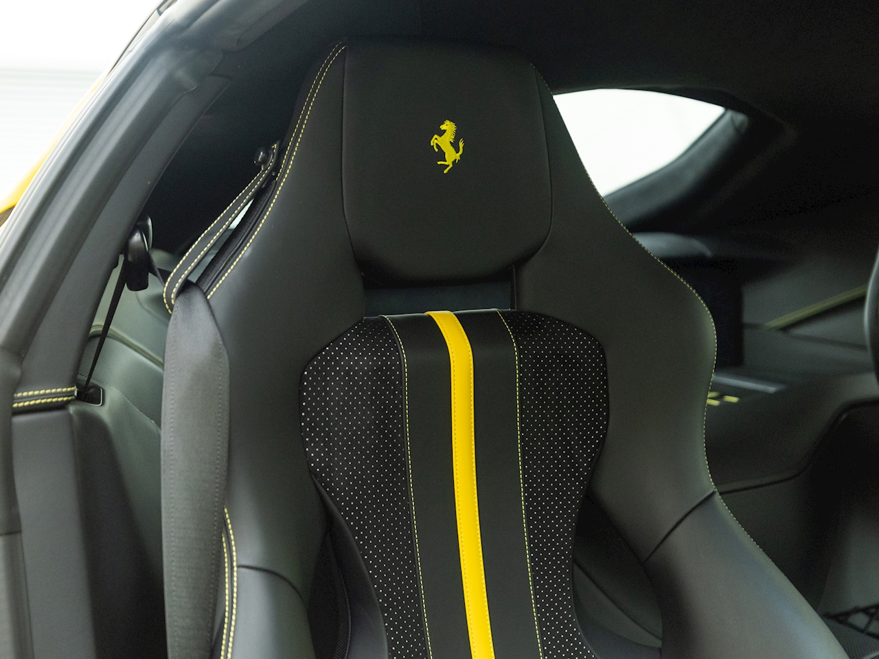 2019 Ferrari 812 Superfast, 10/20