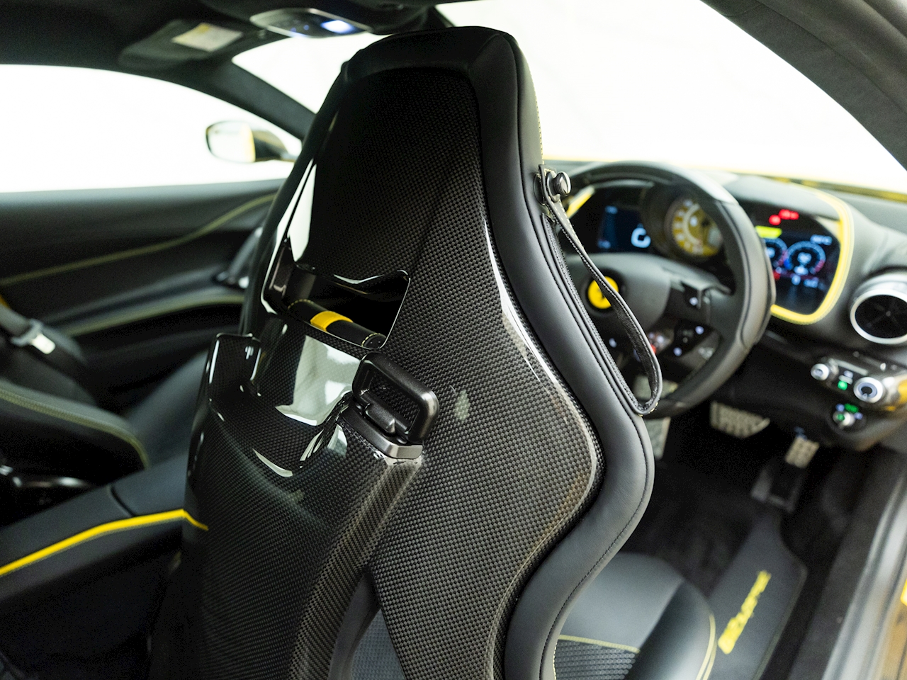 2019 Ferrari 812 Superfast, 11/20