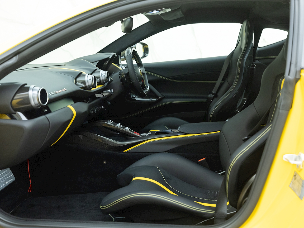 2019 Ferrari 812 Superfast, 12/20