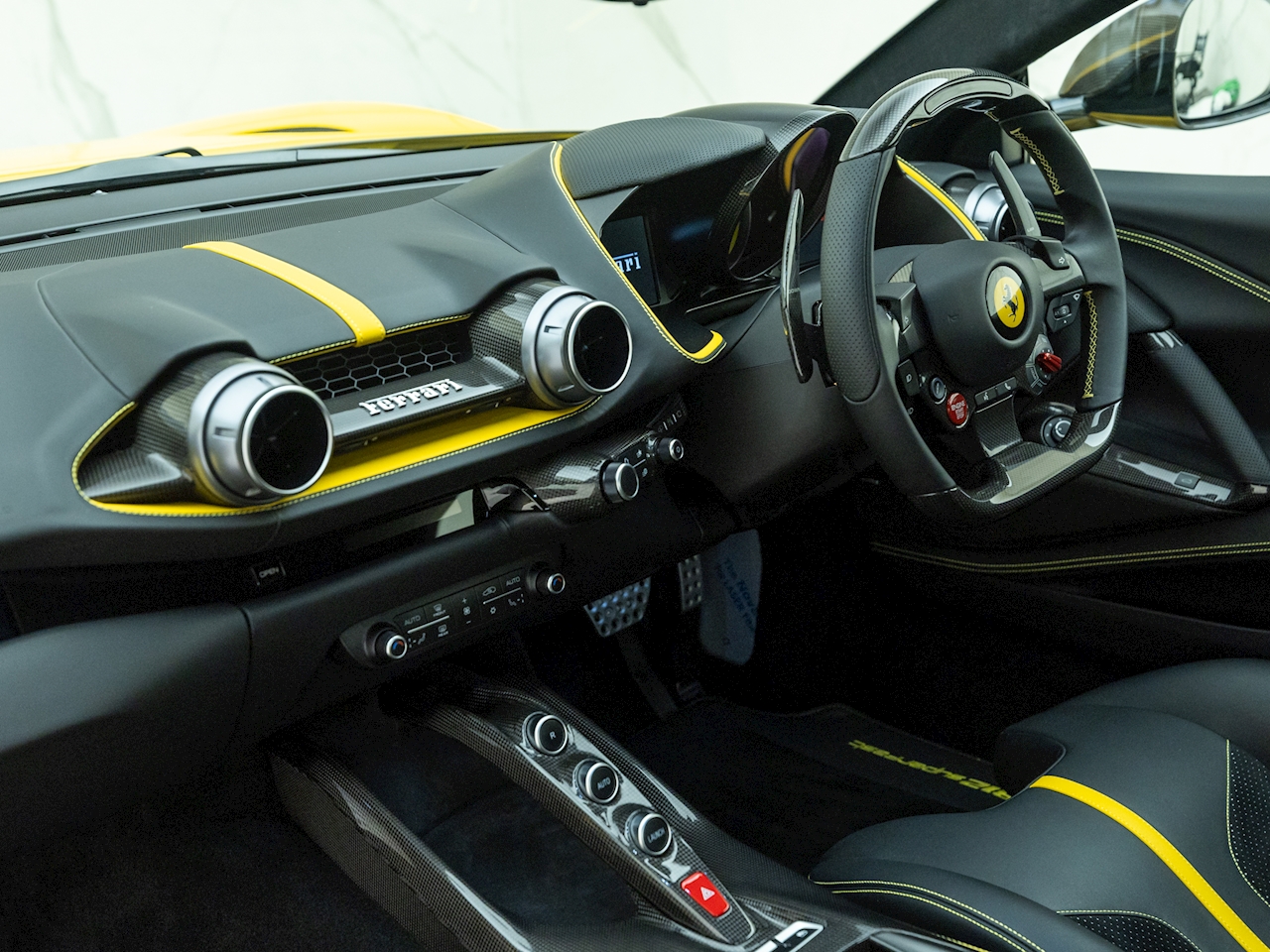 2019 Ferrari 812 Superfast, 13/20