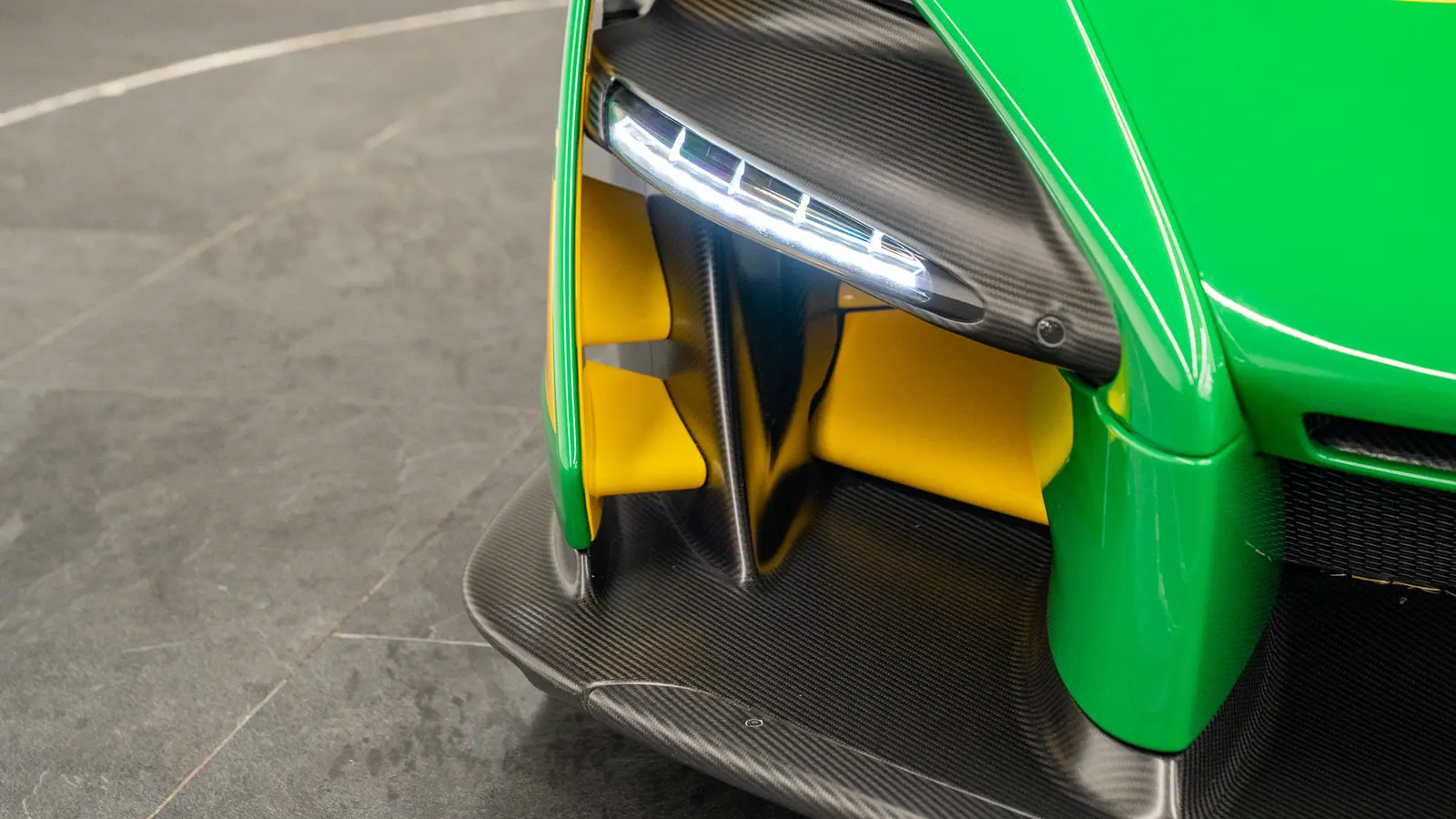 2018 McLaren SENNA MSO, 25/25