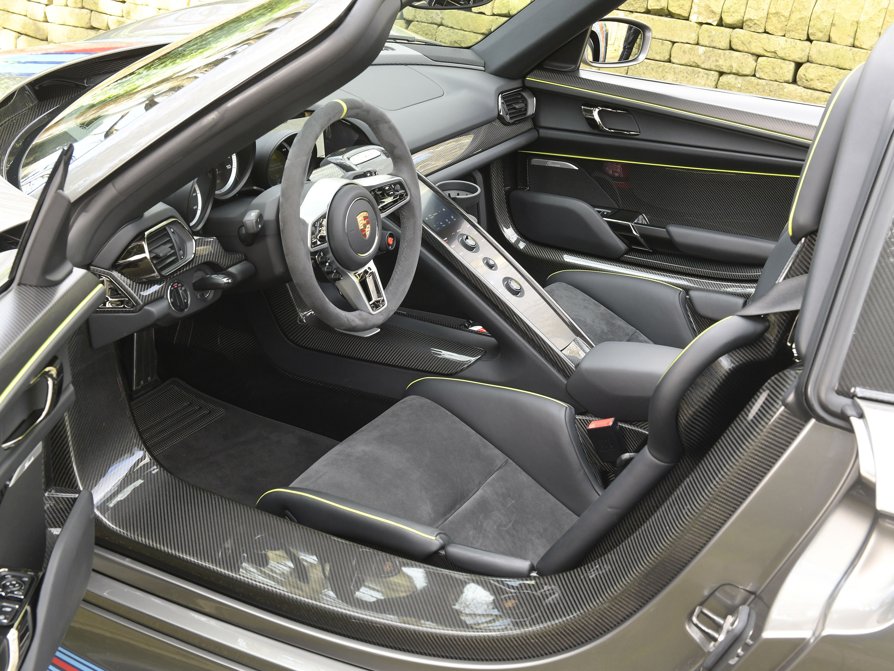 2015 PORSCHE 918 SPYDER, 16/20