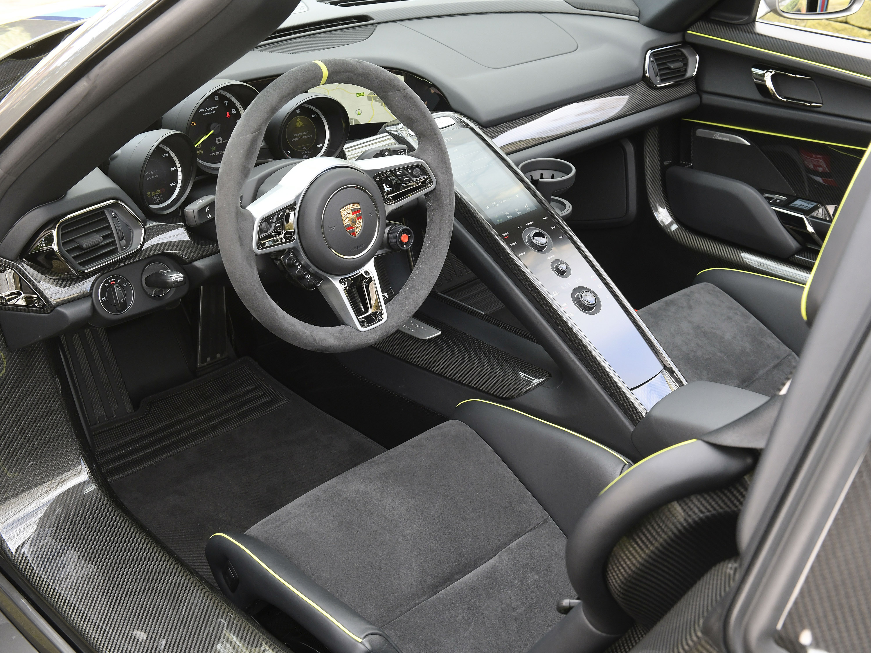 2015 PORSCHE 918 SPYDER, 17/20