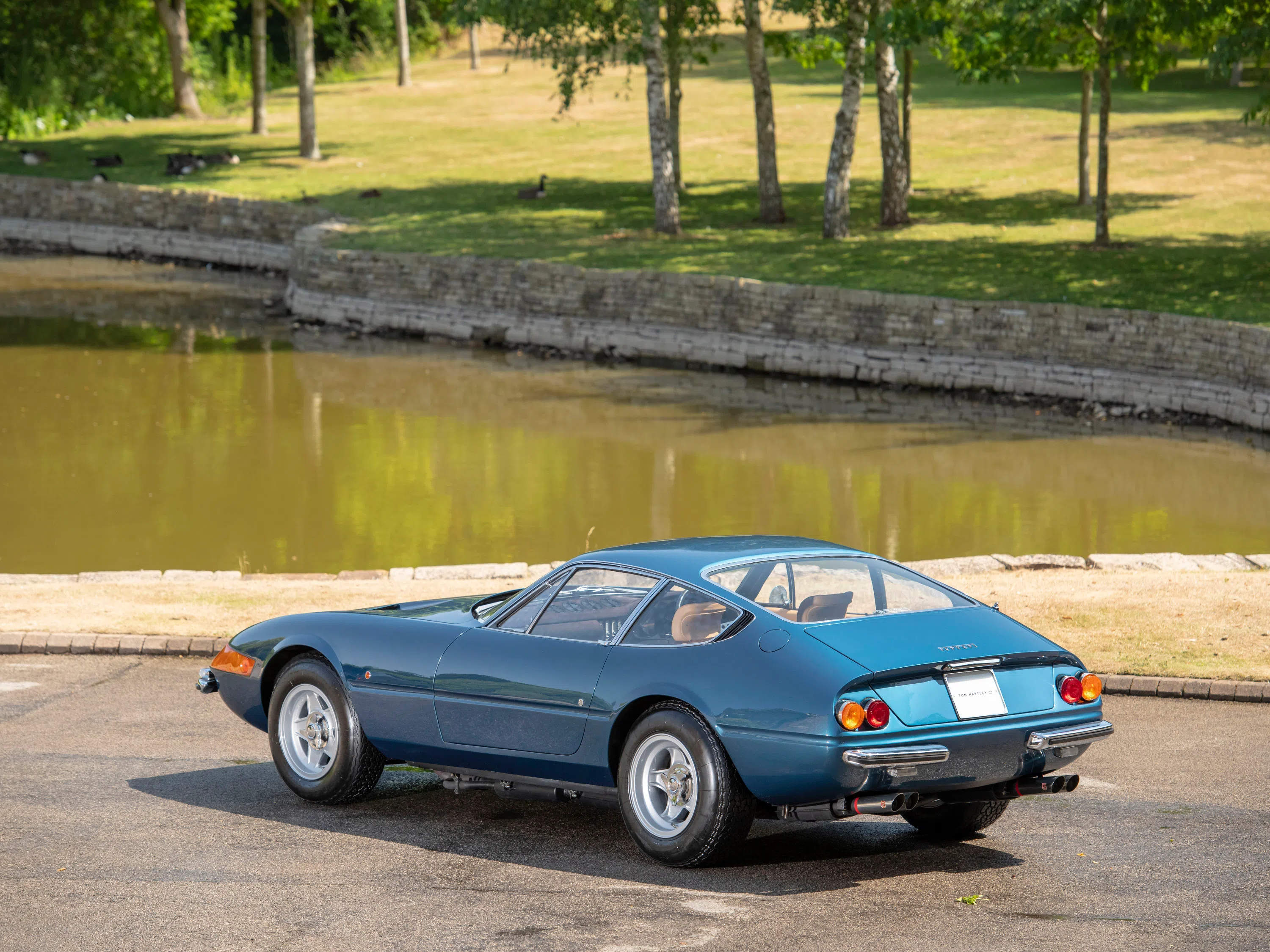 1971 Ferrari 365 GTB/4 Daytona for sale, exterior, Blu Met. Dino