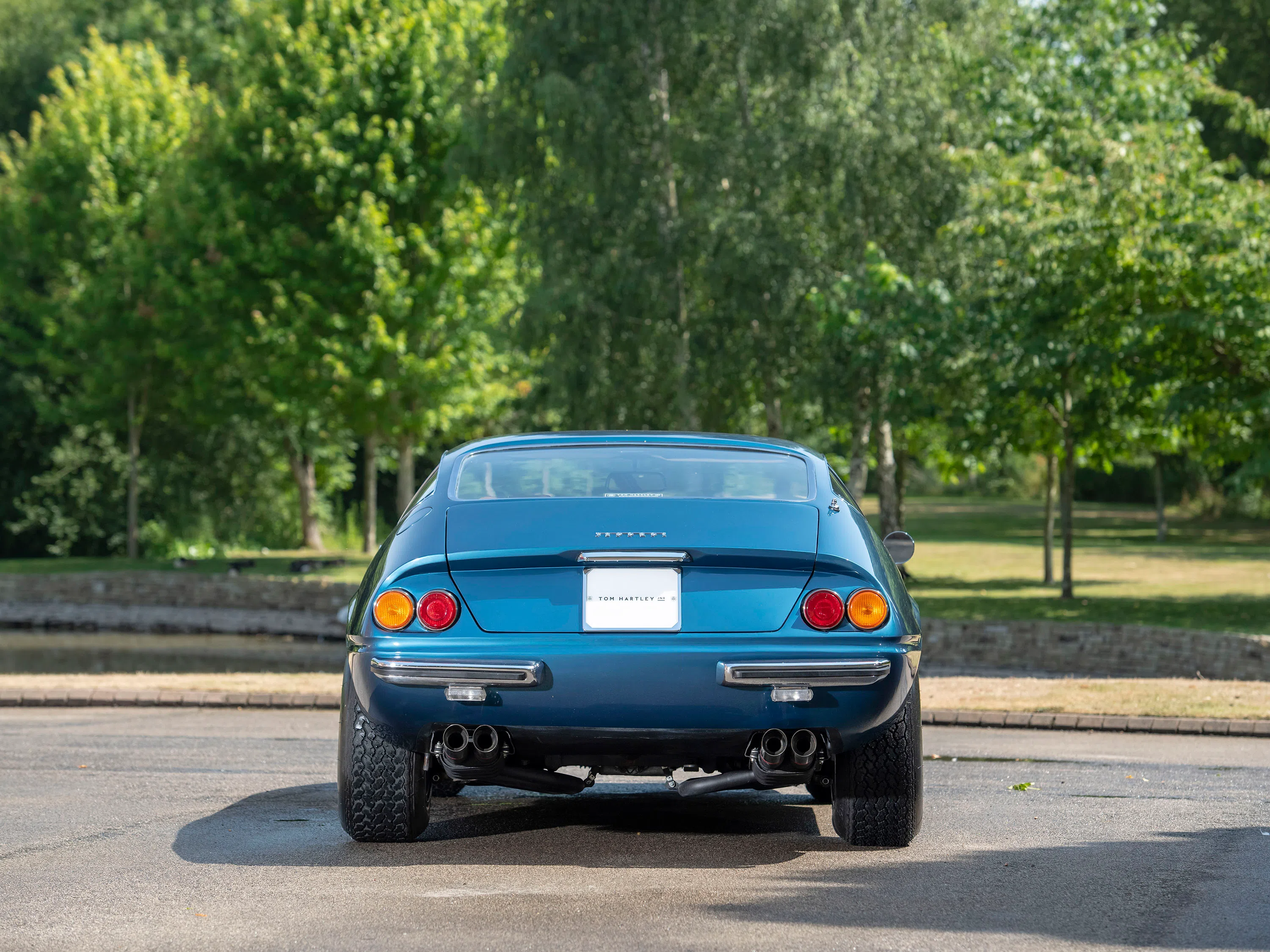 1971 Ferrari 365 GTB/4 Daytona for sale, exterior, Blu Met. Dino