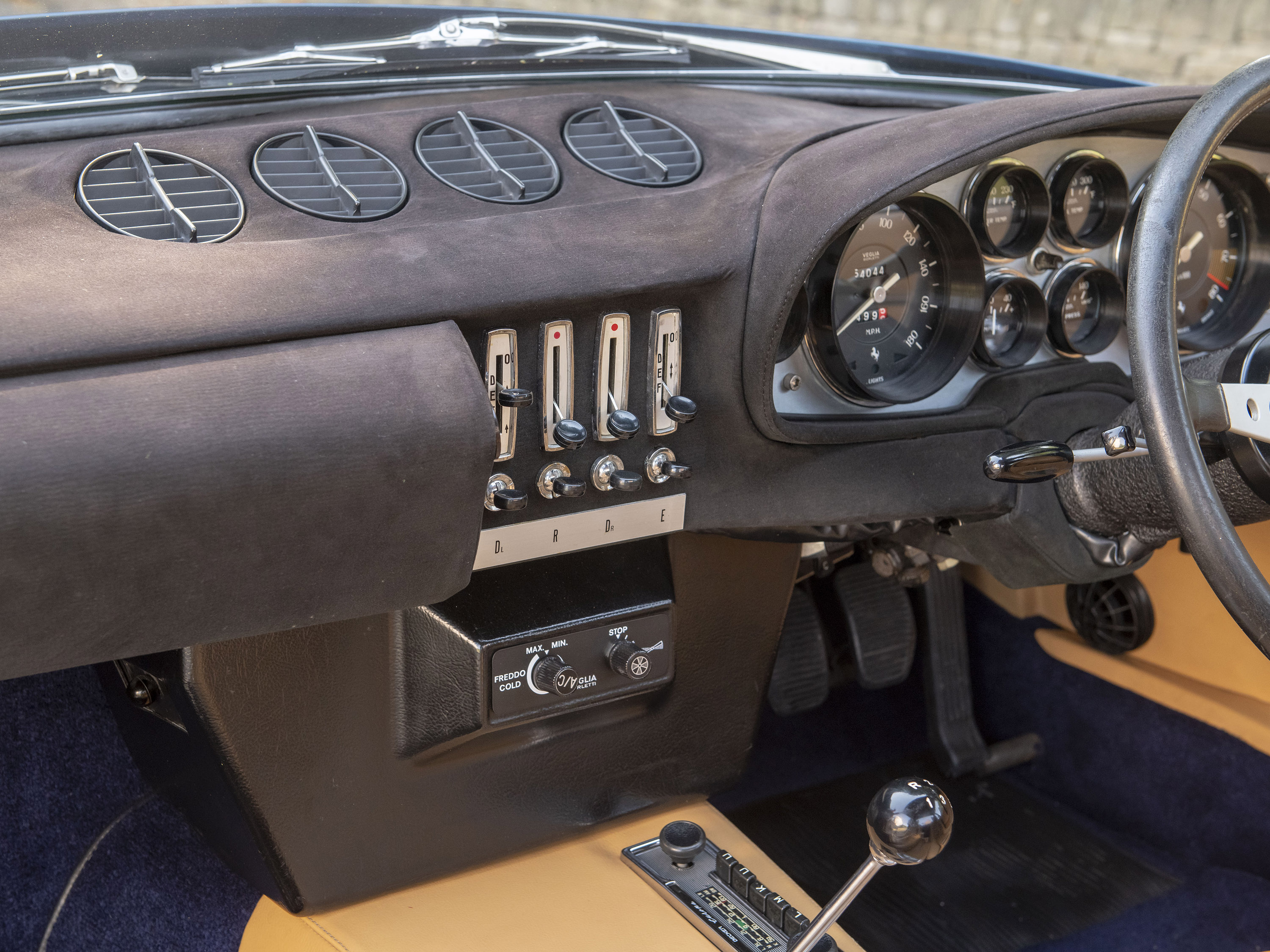 1971 FERRARI 365 GTB/4 DAYTONA, 16/20