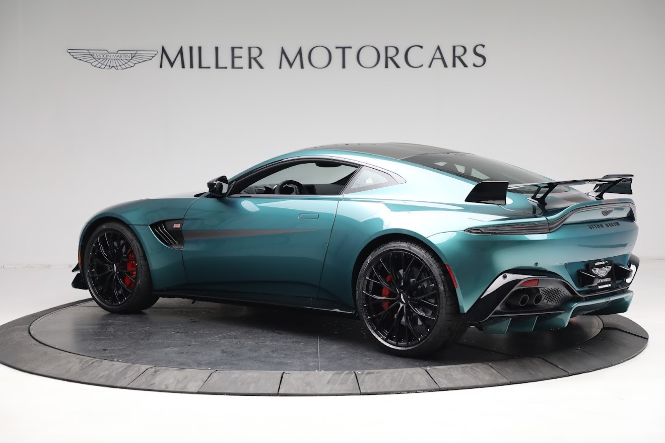 2023 Aston Martin Vantage F1 Edition, 3/20