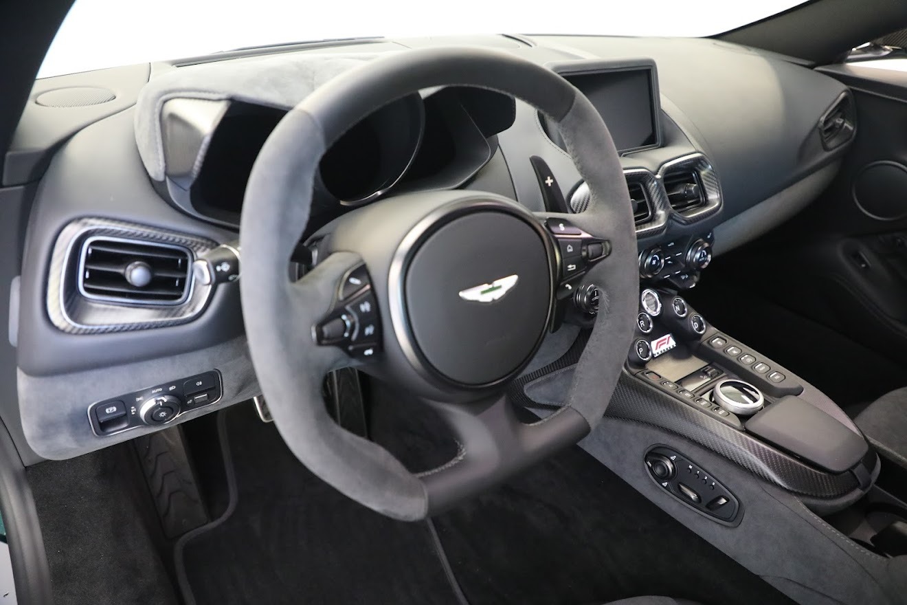 2023 Aston Martin Vantage F1 Edition, 15/20
