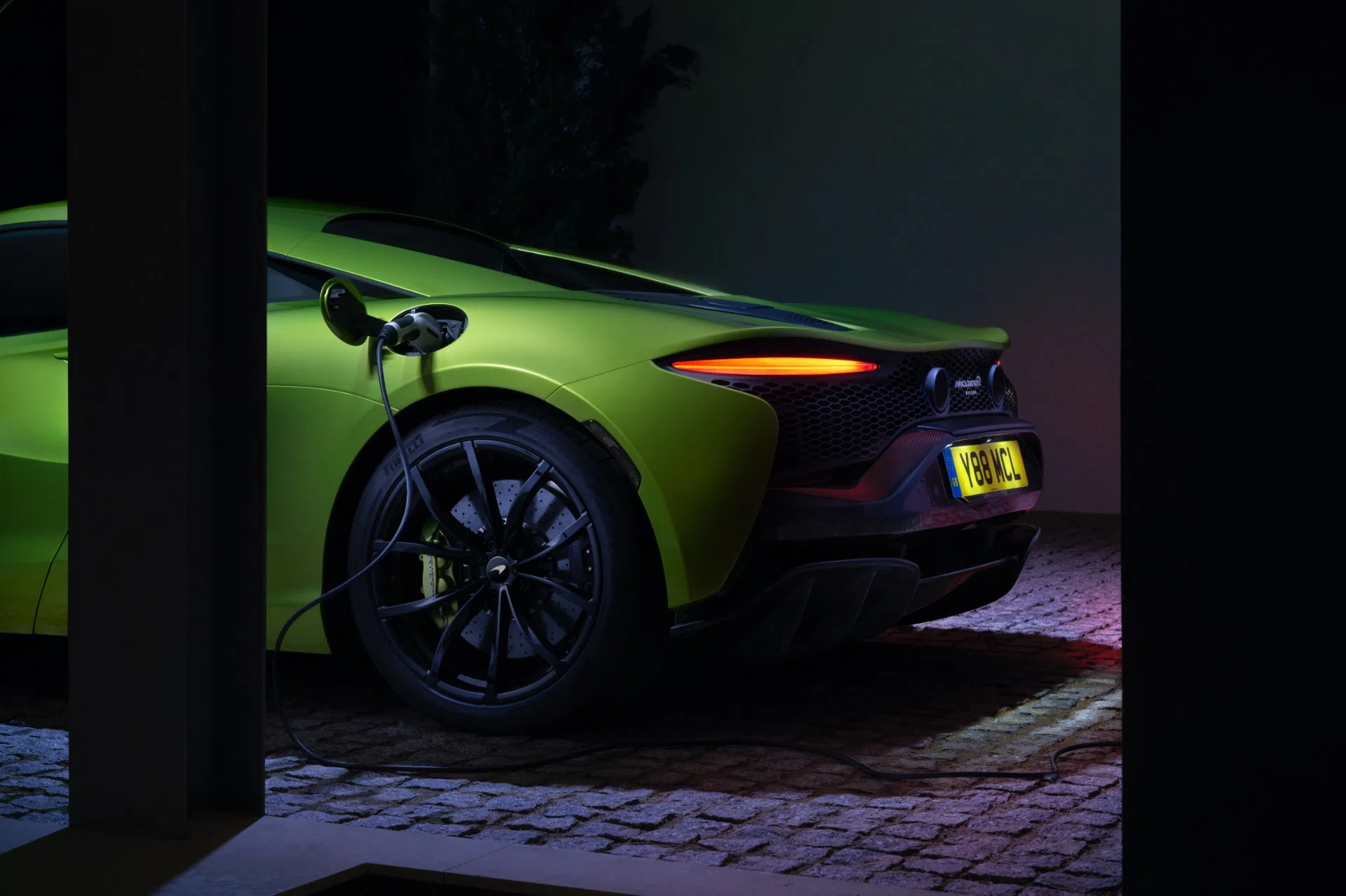 2023 McLaren Artura for sale, exterior