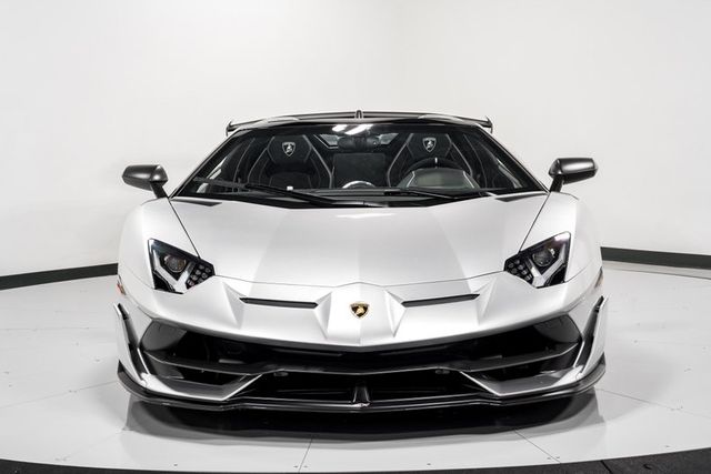 2020 Lamborghini Aventador SVJ Roadster, 7/19
