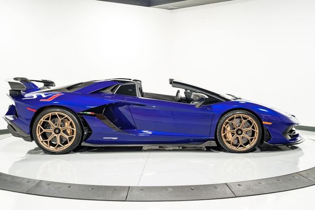 2020 Lamborghini Aventador SVJ Roadster