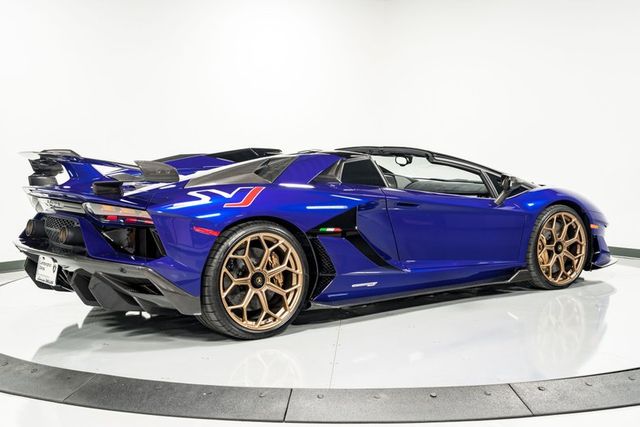 2020 Lamborghini Aventador SVJ Roadster, 2/20