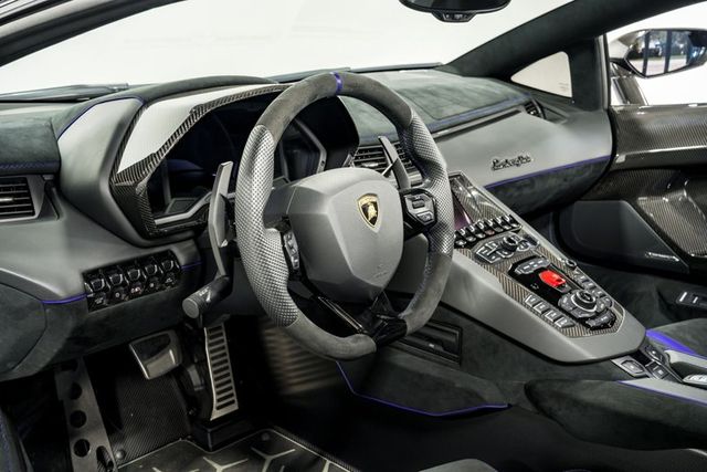 2020 Lamborghini Aventador SVJ Roadster, 12/20
