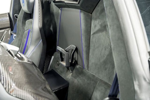 2020 Lamborghini Aventador SVJ Roadster, 18/20