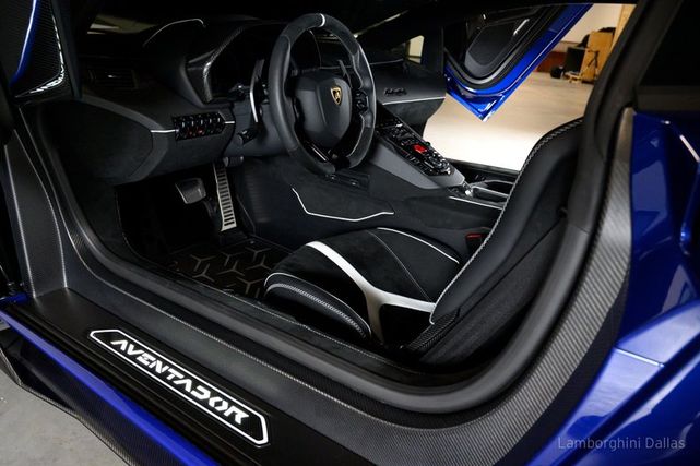 2020 Lamborghini Aventador SVJ Coupe, 9/20