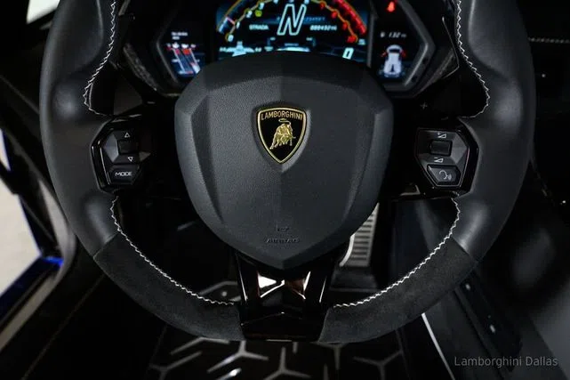 2020 Lamborghini Aventador SVJ Coupe interior, steering wheel, Nero Cosmus
