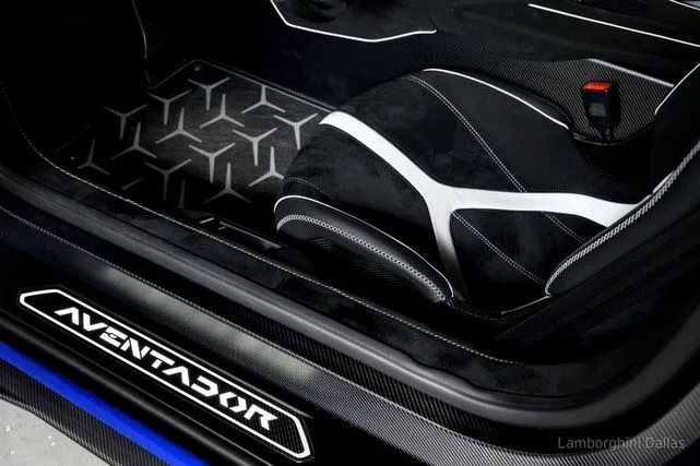 2020 Lamborghini Aventador SVJ Coupe, detail