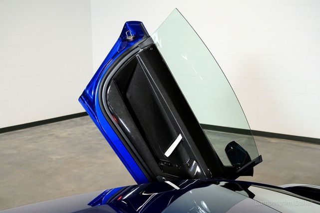 2020 Lamborghini Aventador SVJ Coupe, 18/20