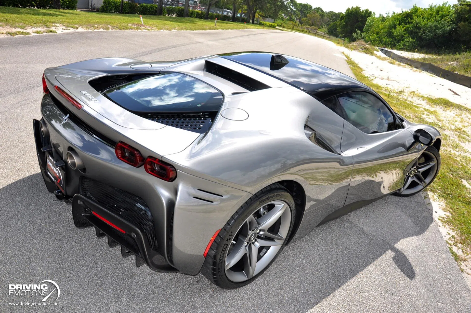 2022 Ferrari SF90 Stradale for sale, exterior, Grigio Ferro Metallic