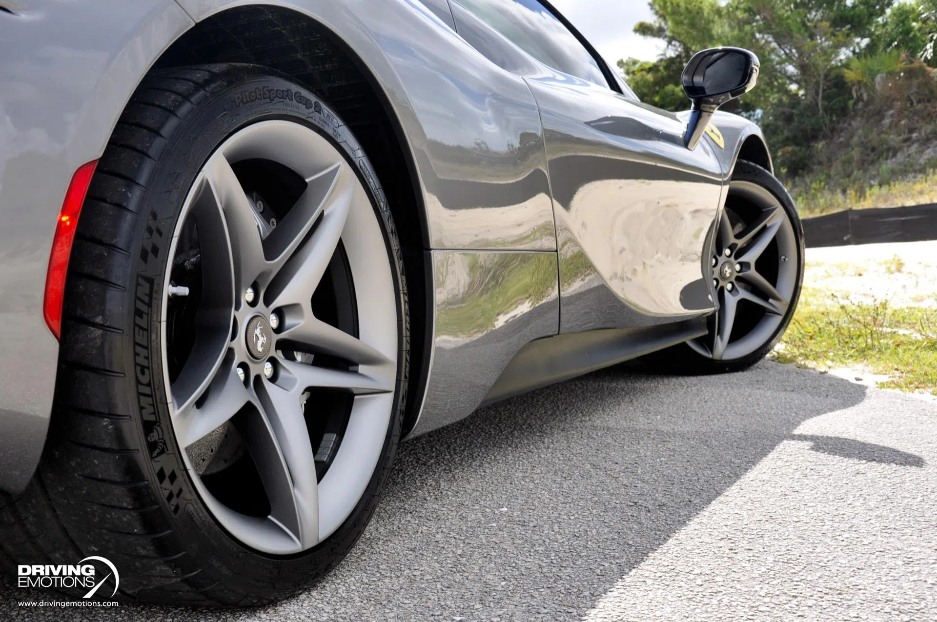 2022 Ferrari SF90 Stradale wheel