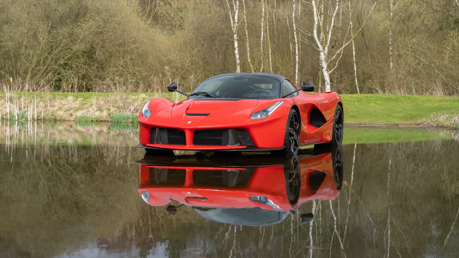 2015 Ferrari LAFERRARI, 18/20
