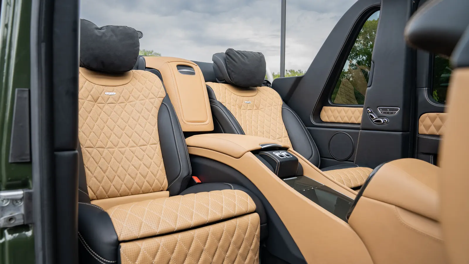 2018 Mercedes-Maybach G650 Landaulet - 1 of 99, 19/20