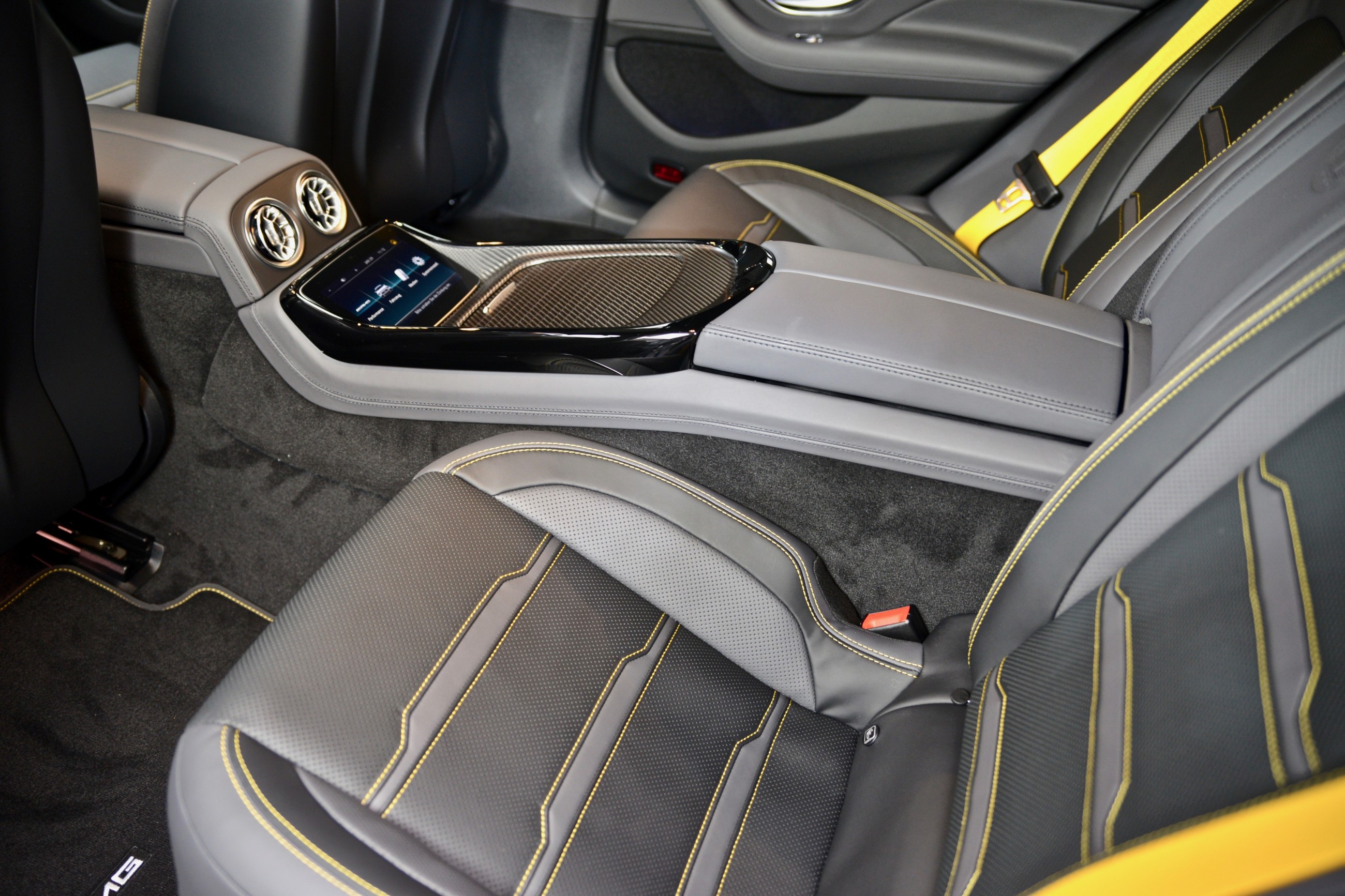 2019 Mercedes-AMG GT 63 S 4M, 8/12