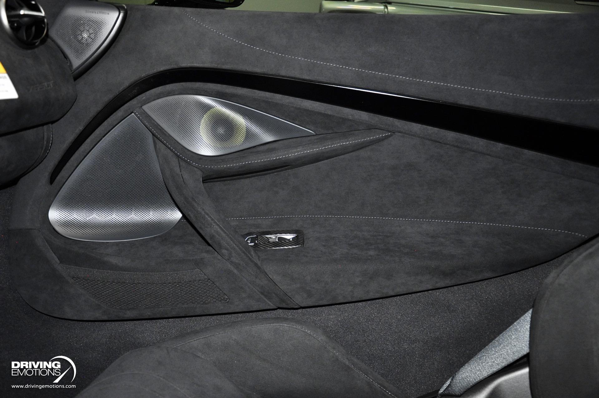 2021 McLaren 765LT, 16/20