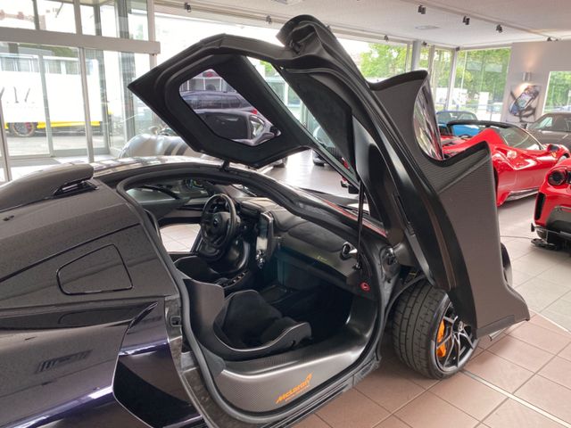 2018 McLaren Senna, 18/19