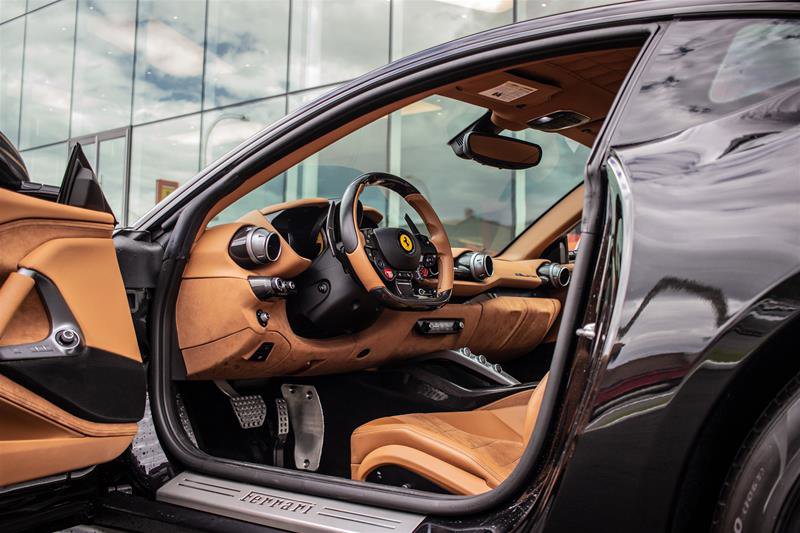 2019 Ferrari 812 Superfast, 4/15