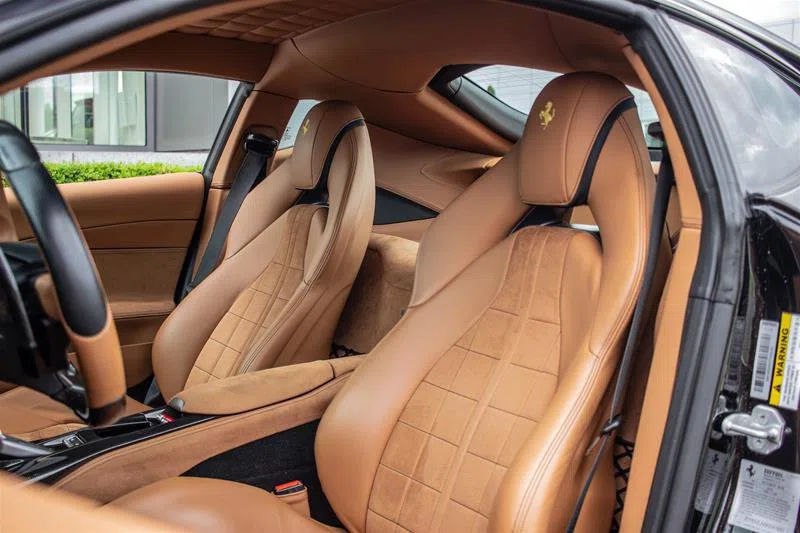 2019 Ferrari 812 Superfast interior, seats, CUOIO