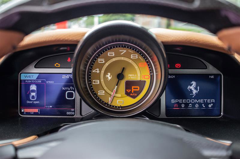 2019 Ferrari 812 Superfast, 13/15