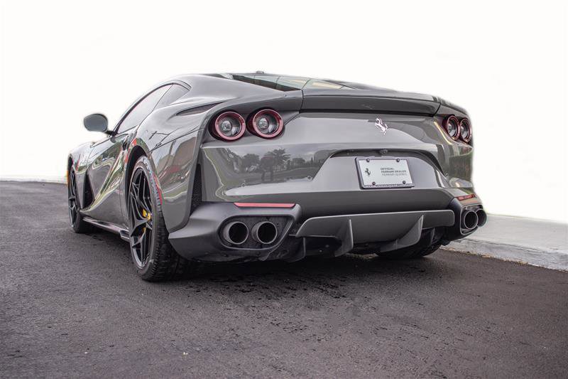2020 Ferrari 812 Superfast, 2/17