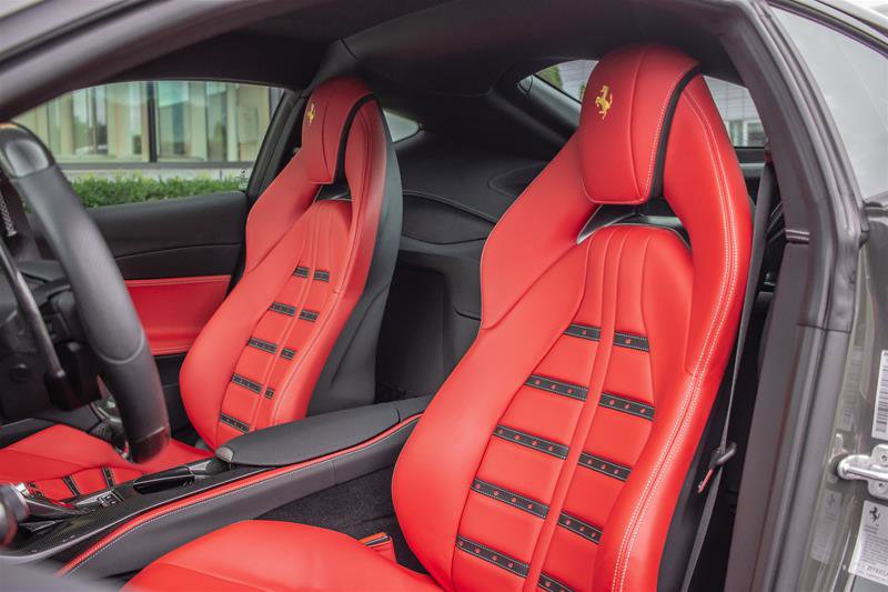 2020 Ferrari 812 Superfast, 5/17
