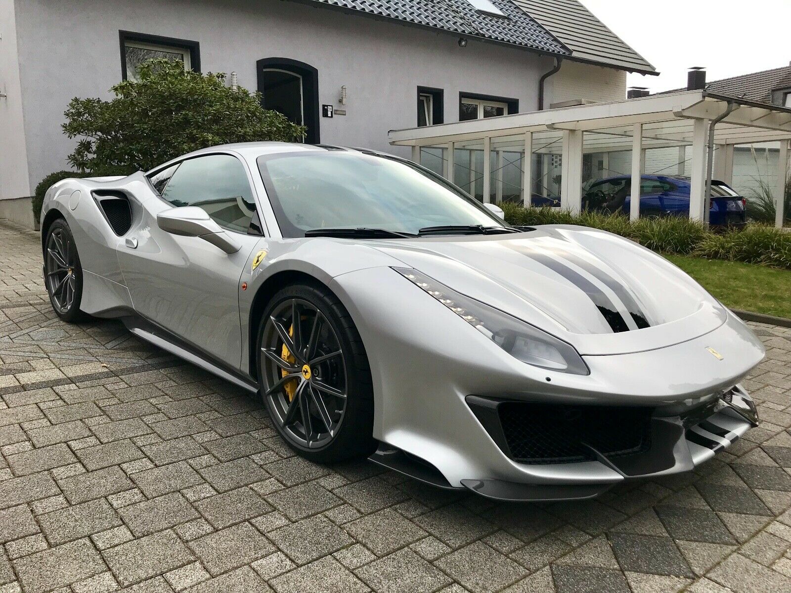 2019 Ferrari 488 Pista
