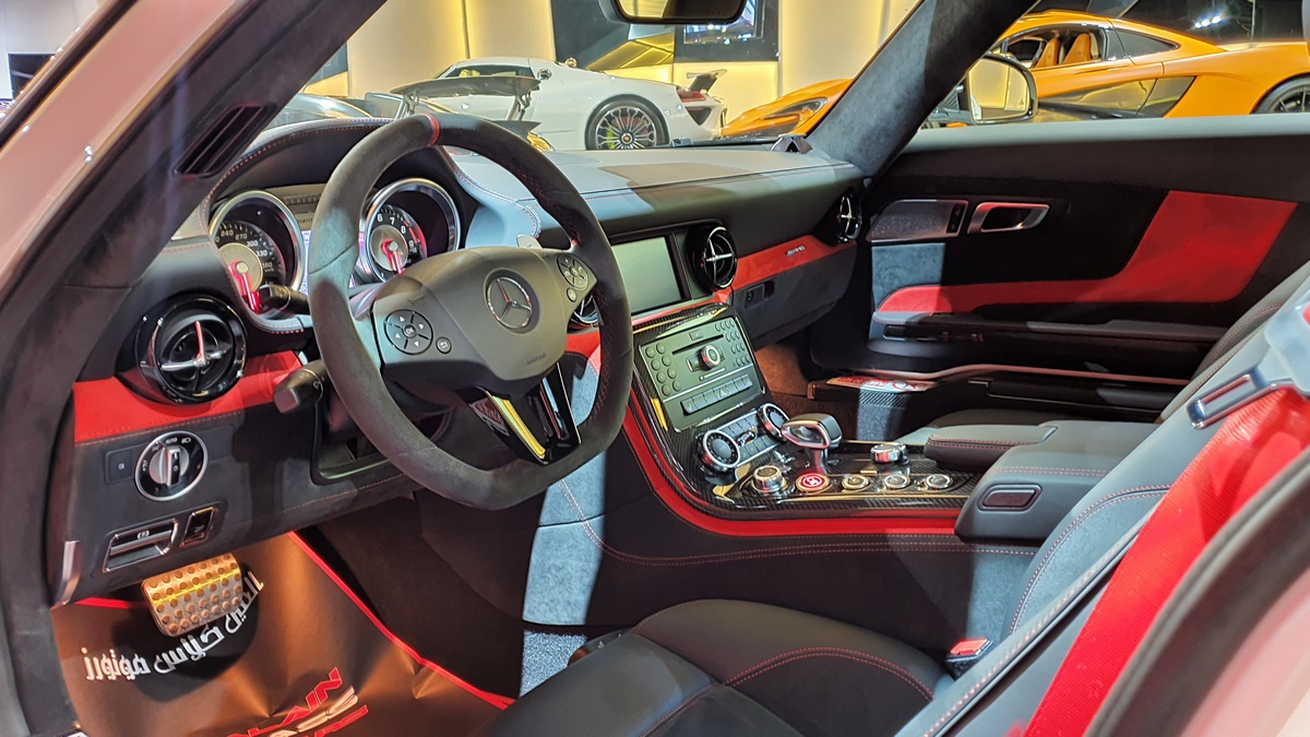 2014 Mercedes-Benz SLS AMG Black Series, 10/20