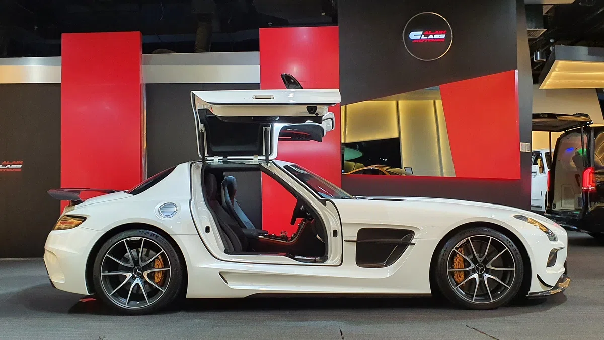 2014 Mercedes-Benz SLS AMG Black Series for sale, exterior
