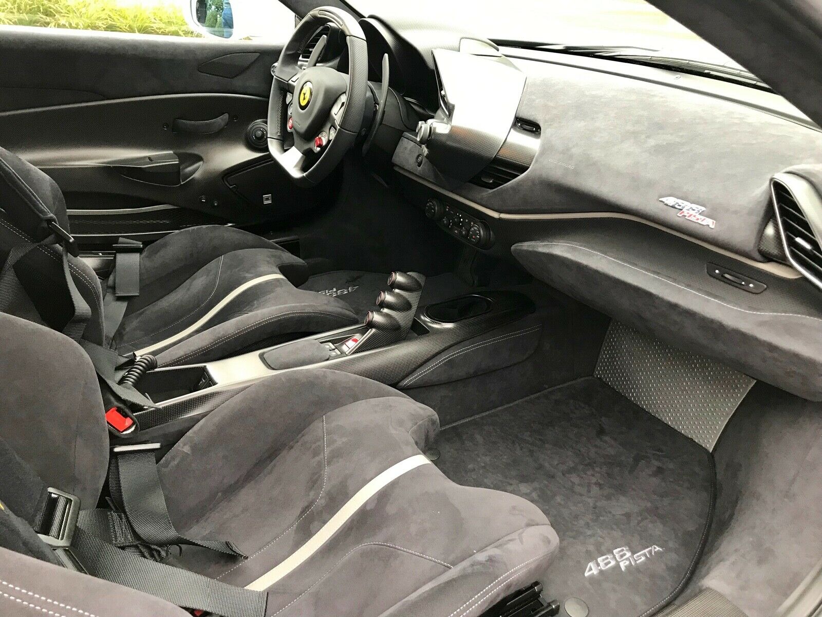 2019 Ferrari 488 Pista, 5/15