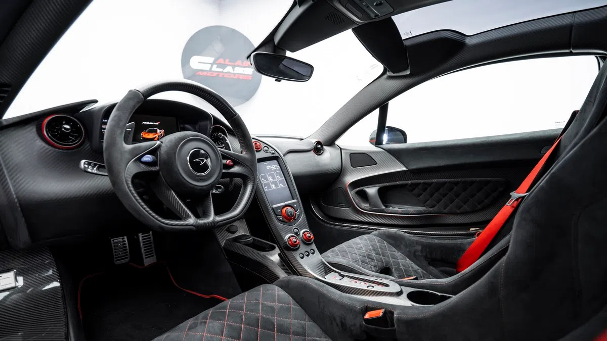 2015 McLaren P1 Carbon Series – 1 of 5 interior, dashboard