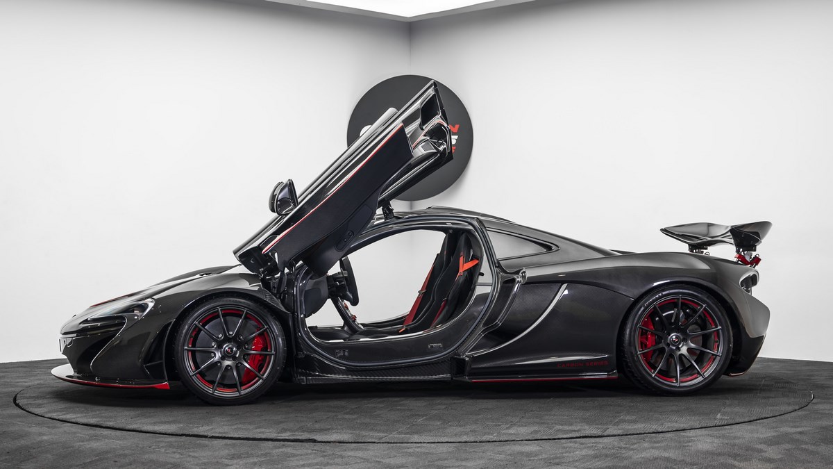 2015 McLaren P1 Carbon Series – 1 of 5, 11/20