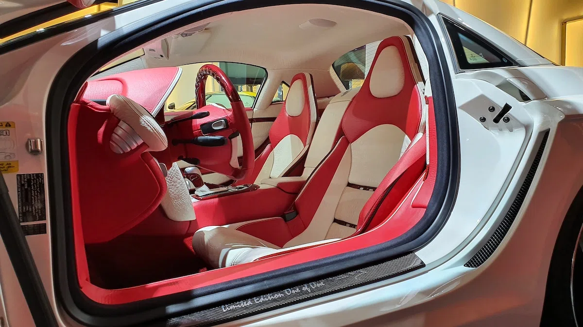 2006 Mercedes-Benz SLR McLaren By Fab Design – 1 OF 1 interior, seats