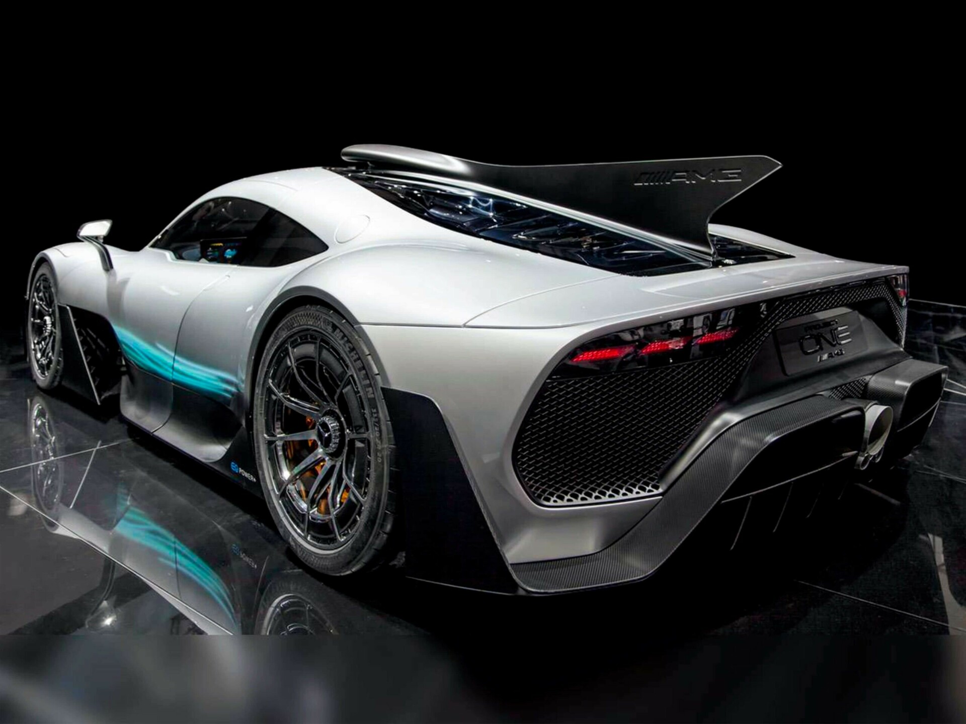 2022 Mercedes AMG One, 2/5