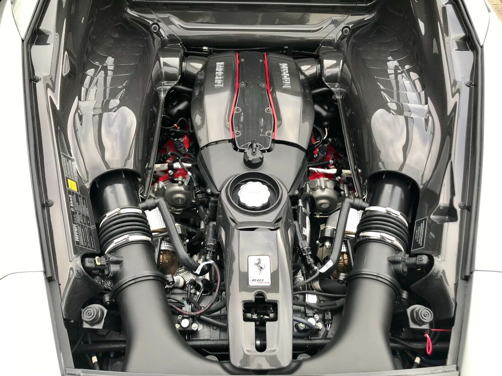 2019 Ferrari 488 Pista, 13/15