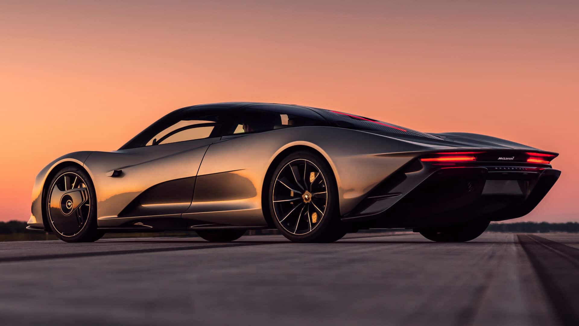 2020 McLaren Speedtail, 2/5