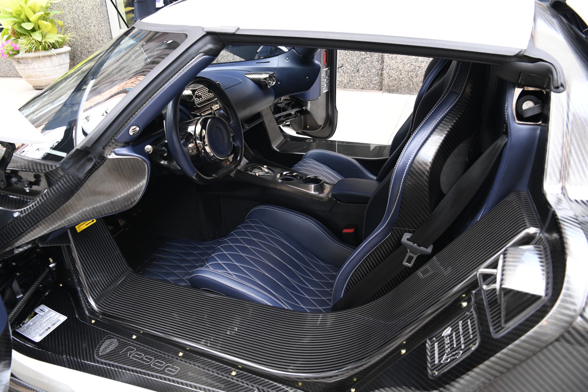 2021 Koenigsegg Regera, 8/19